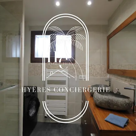 Triplex Le Port D'hyeres-400m-clim Wifi Parking By Hc * הייר